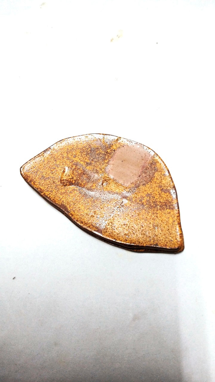 Bizen Ware (Leaf Plate)